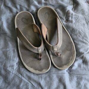 OluKai | Gray and Brown Ohana Sandals Sz 8